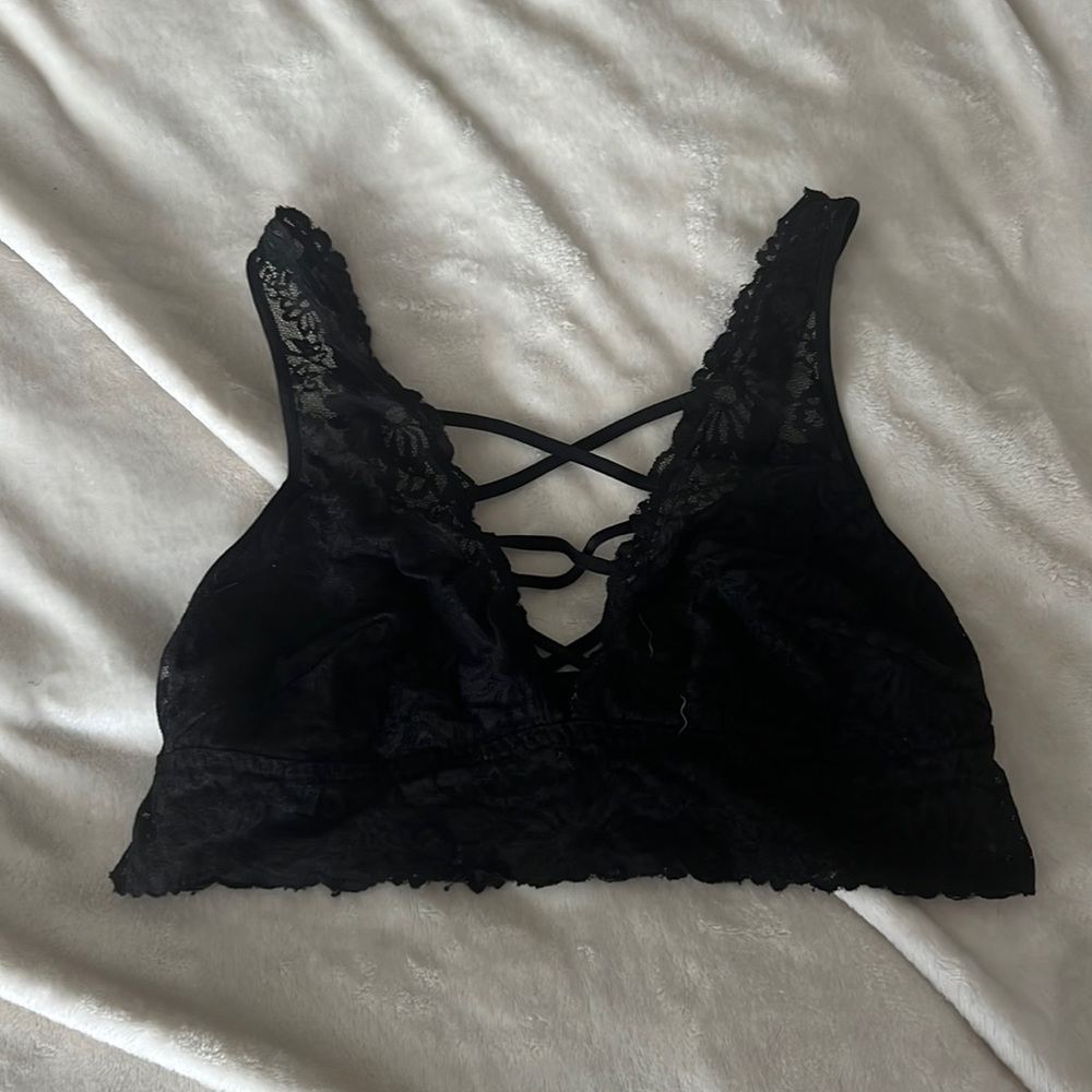 VS Pink Lace Bralette